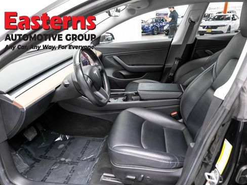 Used 2018 Tesla Model 3 Long Range AWD/4WD image 14