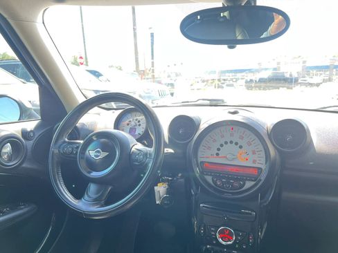 Used 2013 MINI Cooper Countryman image 12
