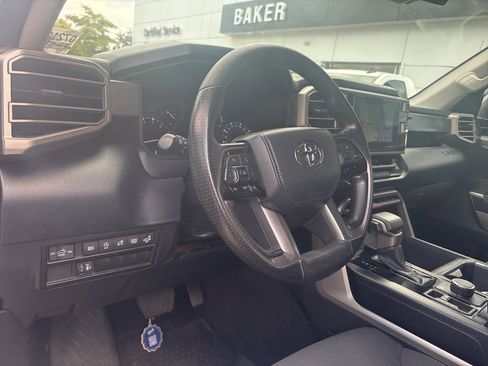 Used 2022 Toyota Tundra SR5 image 16