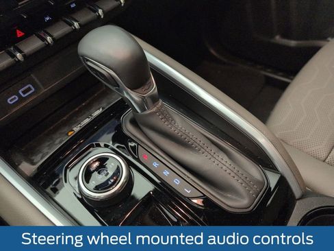 Used 2025 Chevrolet Colorado ZR2 w/ Technology Package image 34