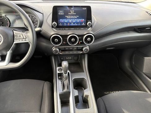 Used 2024 Nissan Sentra SV FWD image 19