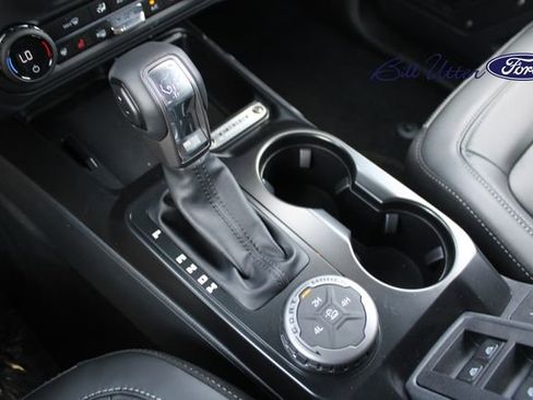 New 2025 Ford Bronco Outer Banks image 13