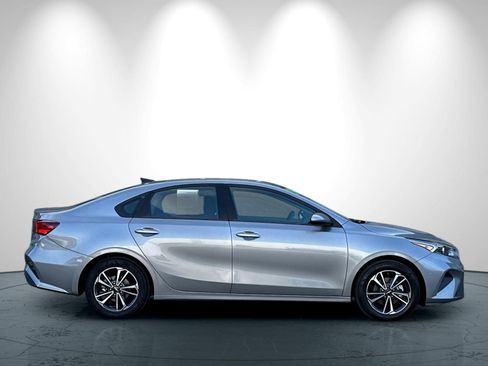 Certified 2024 Kia Forte LXS image 3