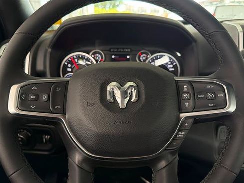 New 2026 RAM 3500 Big Horn AWD/4WD image 19