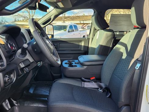 New 2026 RAM 3500 Tradesman AWD/4WD image 8