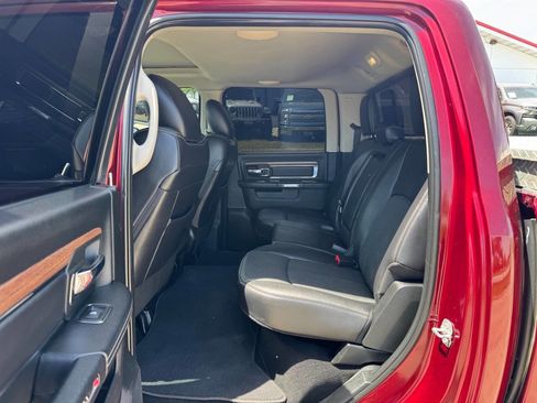 Used 2017 RAM 1500 Laramie w/ Convenience Group AWD/4WD image 12