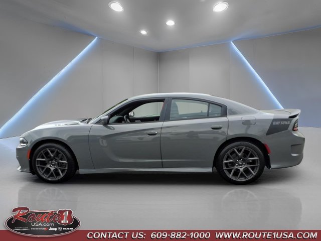 Used 2017 Dodge Charger Daytona R/T RWD image 7