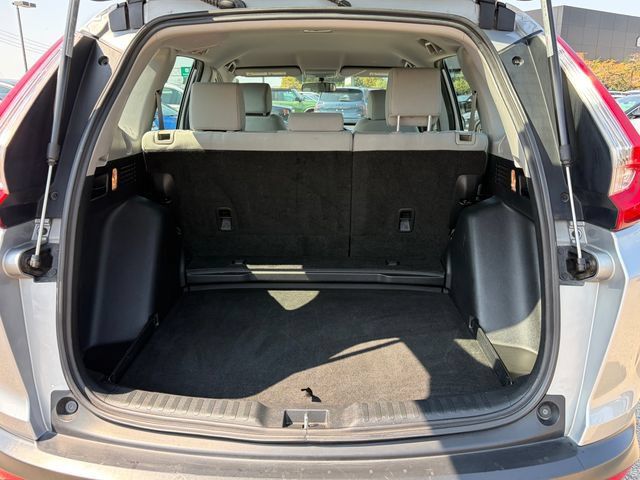 Used 2017 Honda CR-V LX image 9