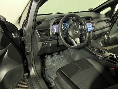 Certified 2023 Nissan Leaf S FWD image 21