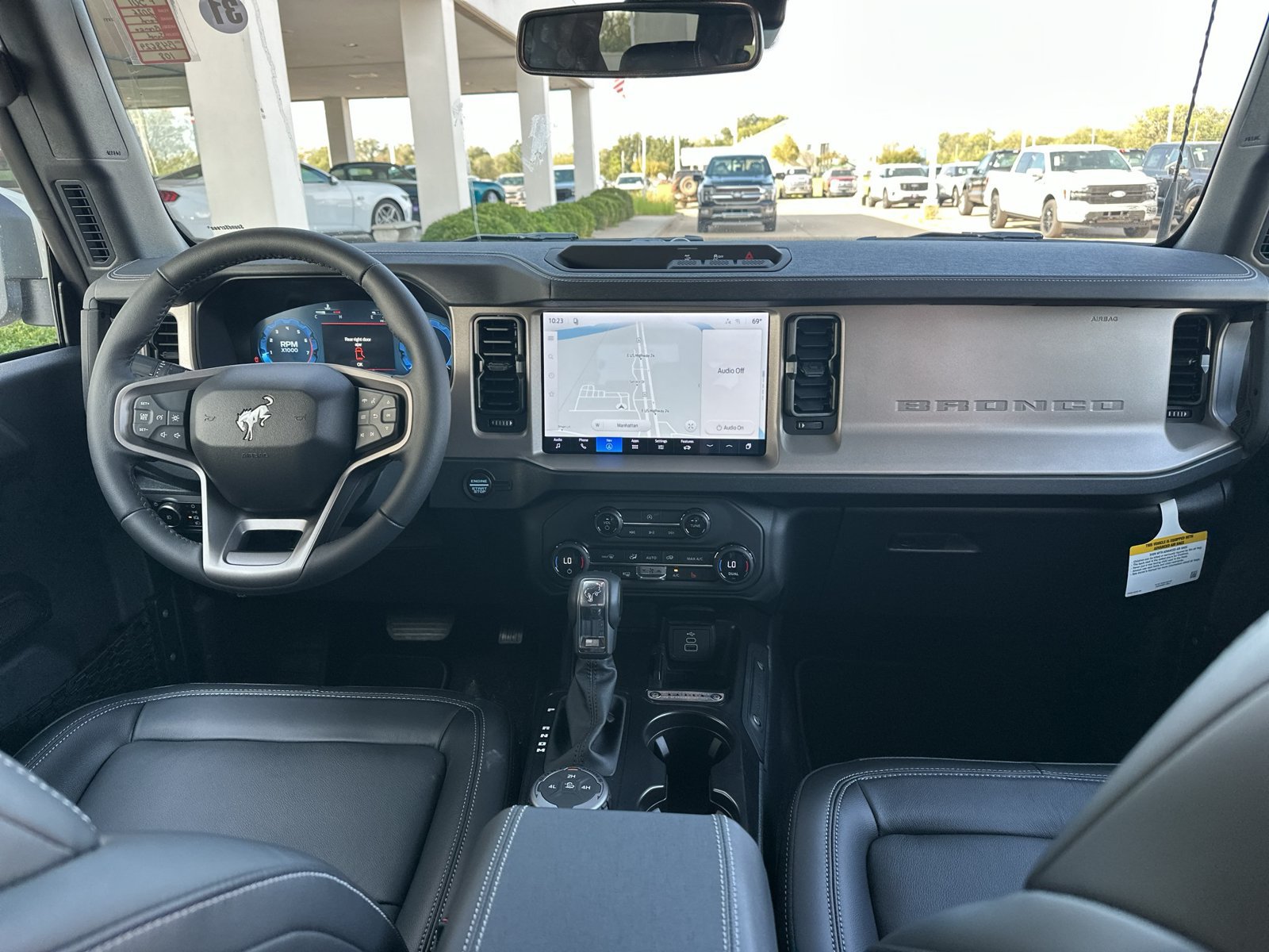 New 2026 Ford Bronco Outer Banks AWD/4WD image 3
