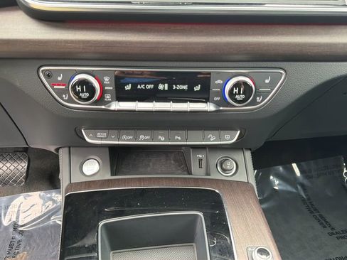 Used 2022 Audi Q5 2.0T Prestige image 25