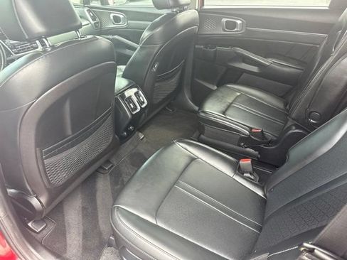 Used 2022 Kia Sorento SX AWD/4WD image 17