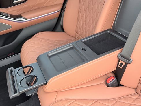 Used 2022 Mercedes-Benz S 580 4MATIC Sedan image 38