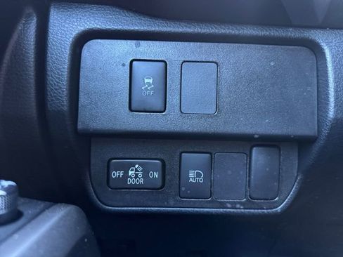 Used 2022 Toyota Tacoma SR5 image 6