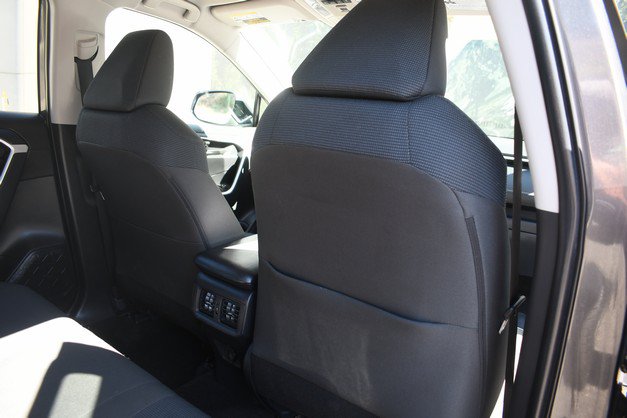 Used 2025 Toyota RAV4 LE AWD/4WD image 27
