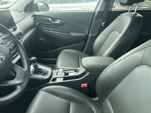 Used 2023 Hyundai Kona Limited w/ Cargo Package FWD image 10
