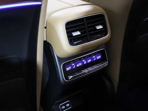 Certified 2025 Mercedes-Benz GLS 580 4MATIC image 16