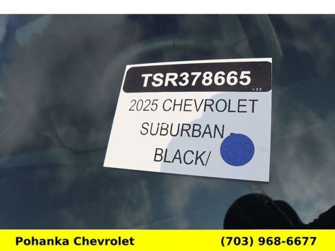 Used 2025 Chevrolet Suburban Premier image 34