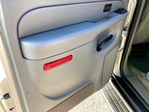 Used 2004 GMC Yukon XL SLT w/ Preferred Equipment Group image 20