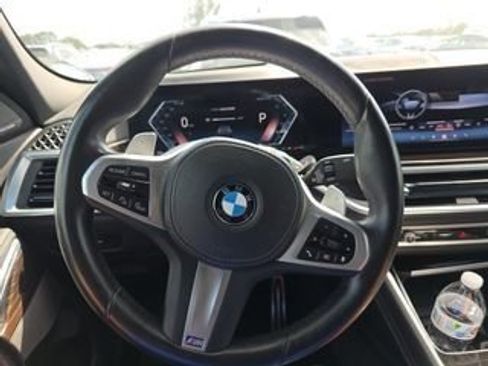 Used 2025 BMW X6 xDrive40i image 3