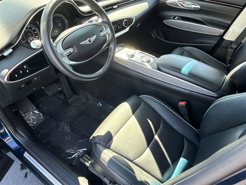 Used 2022 Genesis GV70 2.5T w/ Advanced Package image 15