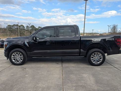 Used 2024 Ford F150 King Ranch w/ FX4 Off-Road Package image 4