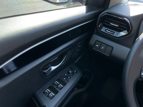 Certified 2025 Honda Pilot EX-L image 23