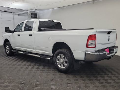 Used 2024 RAM 3500 Tradesman w/ Chrome Appearance Group image 3