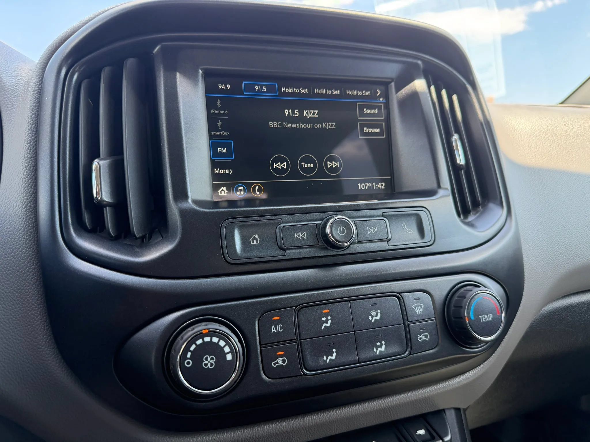 Used 2019 Chevrolet Colorado W/T w/ WT Convenience Package RWD image 18