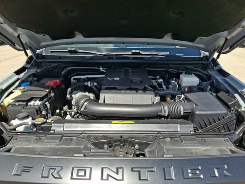 Used 2023 Nissan Frontier PRO-4X w/ Pro Convenience Package AWD/4WD image 28