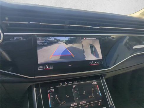 Used 2021 Audi Q7 2.0T Premium Plus w/ Premium Plus Package image 8