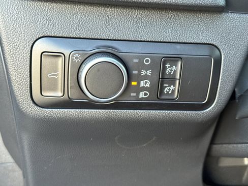 New 2025 Ford Escape Active w/ Active Premium Tech Pack image 31