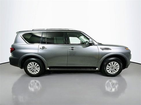 Used 2024 Nissan Armada SV image 7