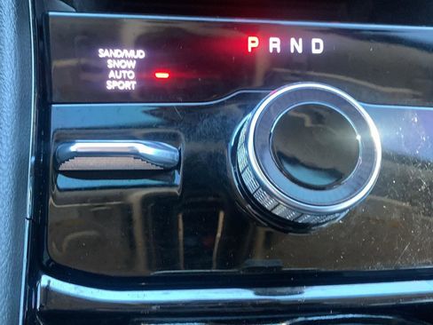 Used 2022 Jeep Grand Cherokee L Limited image 15