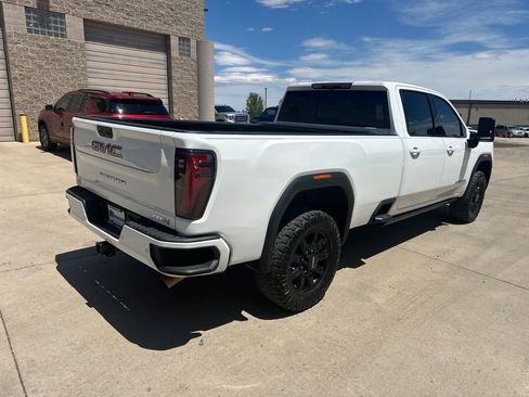 Used 2024 GMC Sierra 2500 AT4 w/ AT4 Premium Plus Package AWD/4WD image 34