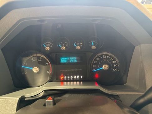 Used 2014 Ford F550 4x4 Regular Cab Super Duty image 16