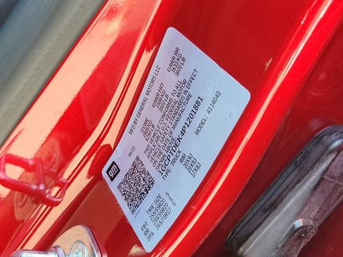 Used 2023 Chevrolet Colorado Z71 w/ Z71 Convenience Package 2 image 30