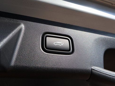 New 2026 Hyundai Tucson Limited image 17