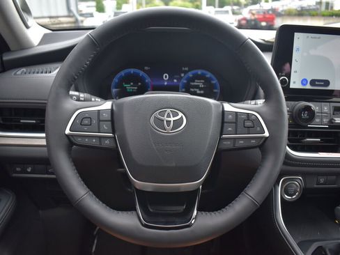 Certified 2026 Toyota Grand Highlander AWD image 9