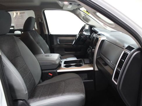 Used 2017 RAM 1500 Big Horn image 24