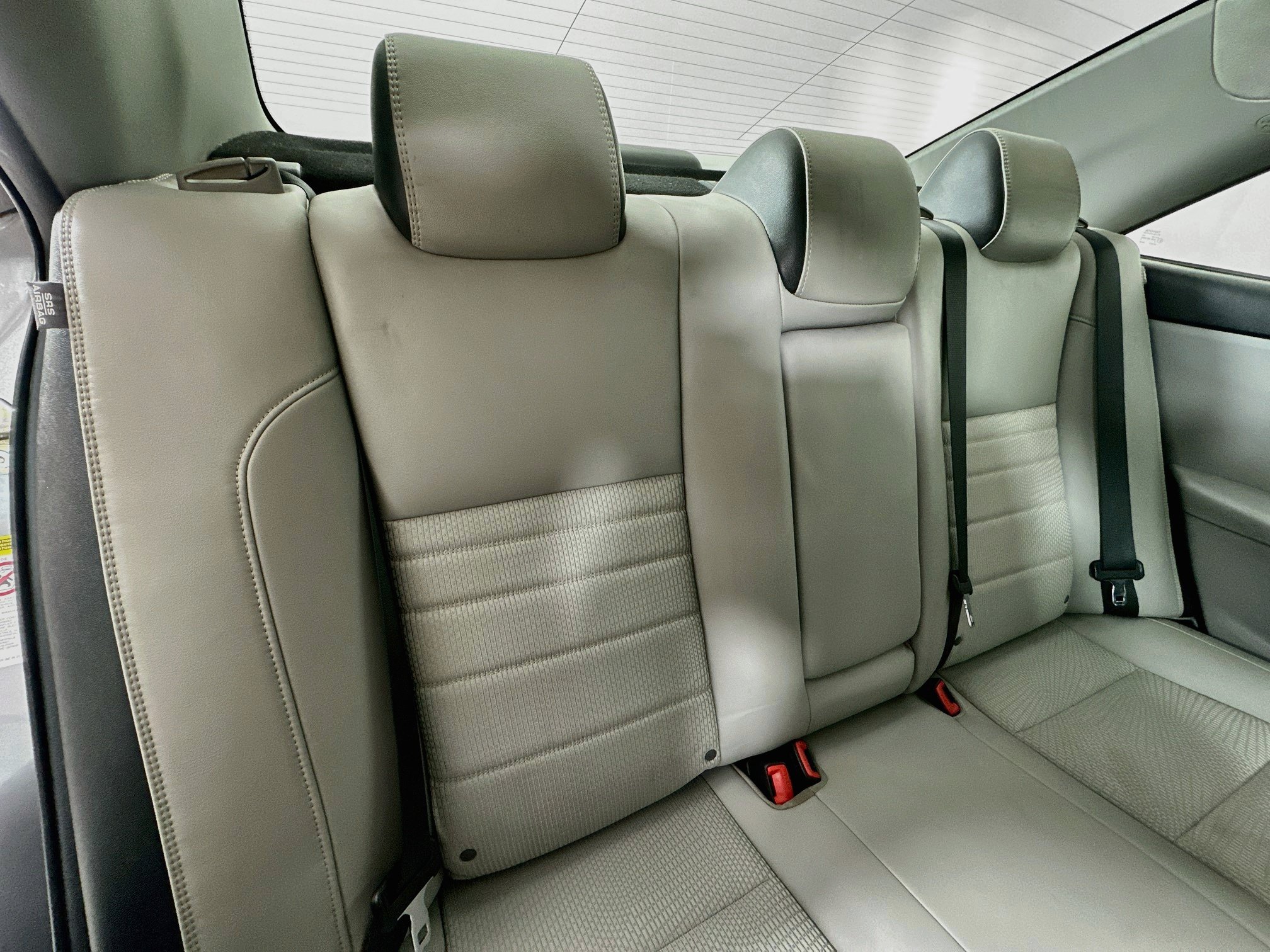 Used 2016 Toyota Camry SE FWD image 24