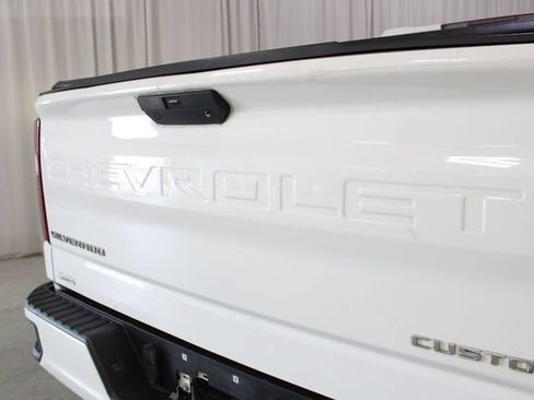 Used 2021 Chevrolet Silverado 1500 Custom AWD/4WD image 30