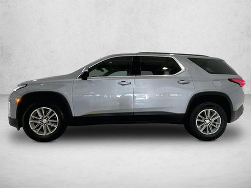 Used 2023 Chevrolet Traverse LT FWD image 6
