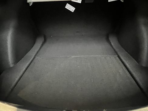 Used 2023 Tesla Model 3 Standard Range image 41