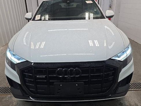 Used 2021 Audi Q8 Premium Plus w/ Premium Plus Package AWD/4WD image 3