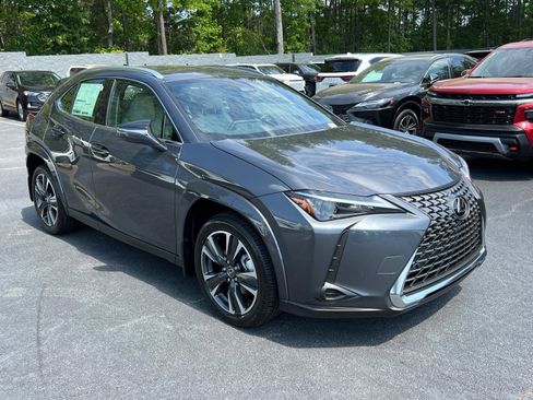 Used 2026 Lexus UX 300h FWD image 4