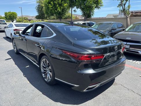 Used 2021 Lexus LS 500 w/ Accessory Package (Z1) RWD image 2