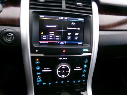 Used 2013 Ford Edge Limited image 20