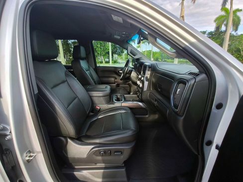 Used 2019 GMC Sierra 1500 SLT RWD image 39