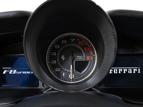 Certified 2021 Ferrari F8 Tributo RWD image 37